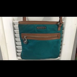 Micheal Kors Cross Body